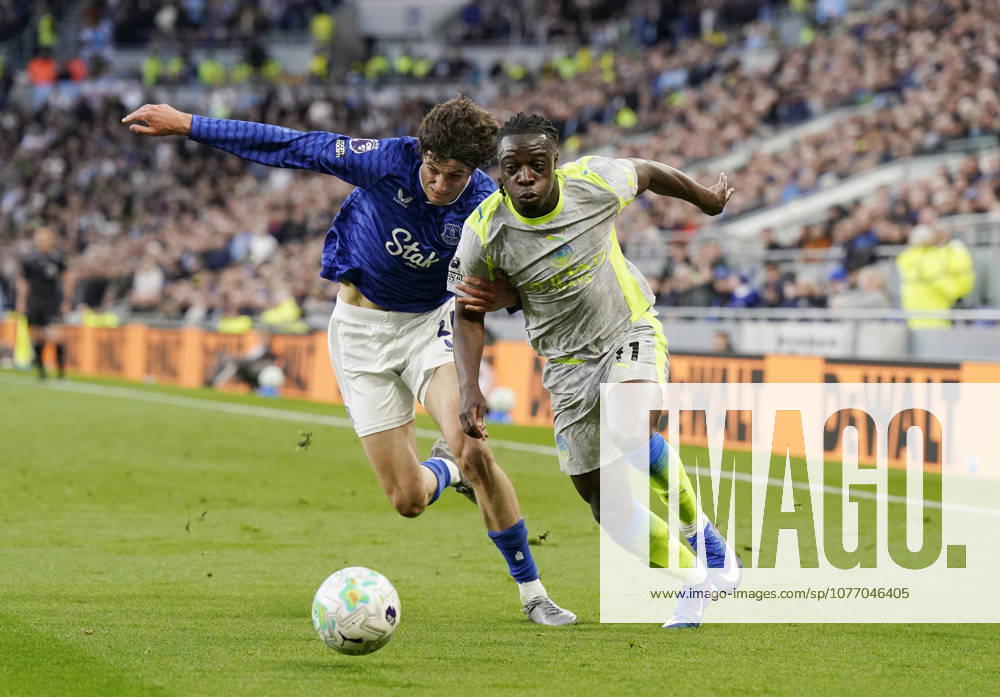 Liverpool, England, 4th May 2026. Merlin Röhl of Everton tackles Jeremy Doku of Manchester City during the Everton vs Manchester City Premier League match at Hill Dickinson Stadium, Liverpool. Picture credit should read: Andrew Yates Sportimage . SPI_018_AY_Everton_Man_City SPI-4779-0018