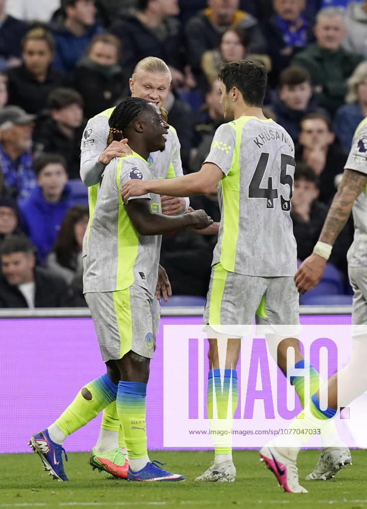 Liverpool, England, 4th May 2026. Erling Haaland of Manchester City hugs goalscorer Jeremy Doku of Manchester City during the Everton vs Manchester City Premier League match at Hill Dickinson Stadium, Liverpool. Picture credit should read: Andrew Yates Sportimage . SPI_021_AY_Everton_Man_City SPI-4779-0021