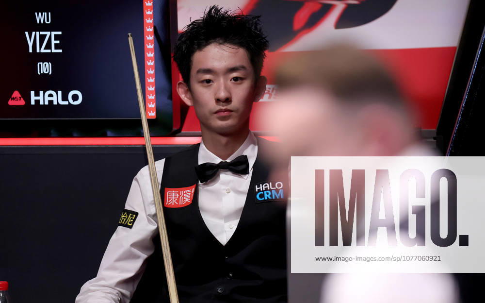 (260505) -- SHEFFIELD, May 5, 2026 -- Wu Yize of China reacts during the final match between Shaun Murphy of England and Wu Yize of China at the World Snooker Championship 2026 in Sheffield, Britain, May 4, 2026. ) (SP)BRITAIN-SHEFFIELD-SNOOKER World Championship, WM, Weltmeisterschaft FINAL LixYing