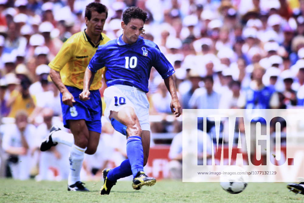BAGGIO Roberto Team Italy World Cup Final 1994 ROSE BOWL Stadium Pasadena FIFA World Cup 1994 in USA Match Final Soccer World Cup 1994 Brazil Italy on 17 07 1994 in Pasadena