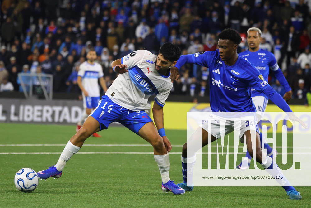 Futbol, Universidad Catolica vs Cruzeiro Fase de grupos, Copa Libertadores 2026. El jugador de Universidad Catolica Jimmy Martinez es fotografiado durante el partido de copa libertadores por el grupo D contra Cruzeiro disputado en el estadio Claro Arena en Santiago, Chile. 06 05 2026 Jonnathan Oyarzun Photosport Football, Universidad Catolica vs Cruzeiro Group stage, Copa Libertadores 2026. Universidad Catolicas player Jimmy Martinez is pictured during the copa libertadores match for group D against Cruzeiro at the Claro Arena stadium in Santiago, Chile. 06 05 2026 Jonnathan Oyarzun Photosport Universidad Catolica vs Cruzeiro, Copa Libertadores 2026