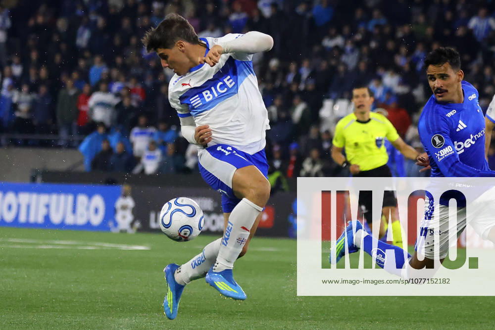 Futbol, Universidad Catolica vs Cruzeiro Fase de grupos, Copa Libertadores 2026. El jugador de Universidad Catolica Clemente Montes es fotografiado durante el partido de copa libertadores por el grupo D contra Cruzeiro disputado en el estadio Claro Arena en Santiago, Chile. 06 05 2026 Jonnathan Oyarzun Photosport Football, Universidad Catolica vs Cruzeiro Group stage, Copa Libertadores 2026. Universidad Catolicas player Clemente Montes is pictured during the copa libertadores match for group D against Cruzeiro at the Claro Arena stadium in Santiago, Chile. 06 05 2026 Jonnathan Oyarzun Photosport Universidad Catolica vs Cruzeiro, Copa Libertadores 2026
