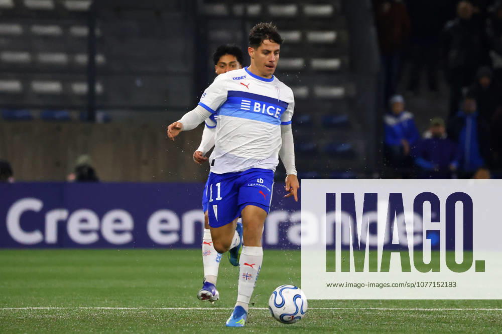 Futbol, Universidad Catolica vs Cruzeiro Fase de grupos, Copa Libertadores 2026. El jugador de Universidad Catolica Clemente Montes es fotografiado durante el partido de copa libertadores por el grupo D contra Cruzeiro disputado en el estadio Claro Arena en Santiago, Chile. 06 05 2026 Jonnathan Oyarzun Photosport Football, Universidad Catolica vs Cruzeiro Group stage, Copa Libertadores 2026. Universidad Catolicas player Clemente Montes is pictured during the copa libertadores match for group D against Cruzeiro at the Claro Arena stadium in Santiago, Chile. 06 05 2026 Jonnathan Oyarzun Photosport Universidad Catolica vs Cruzeiro, Copa Libertadores 2026