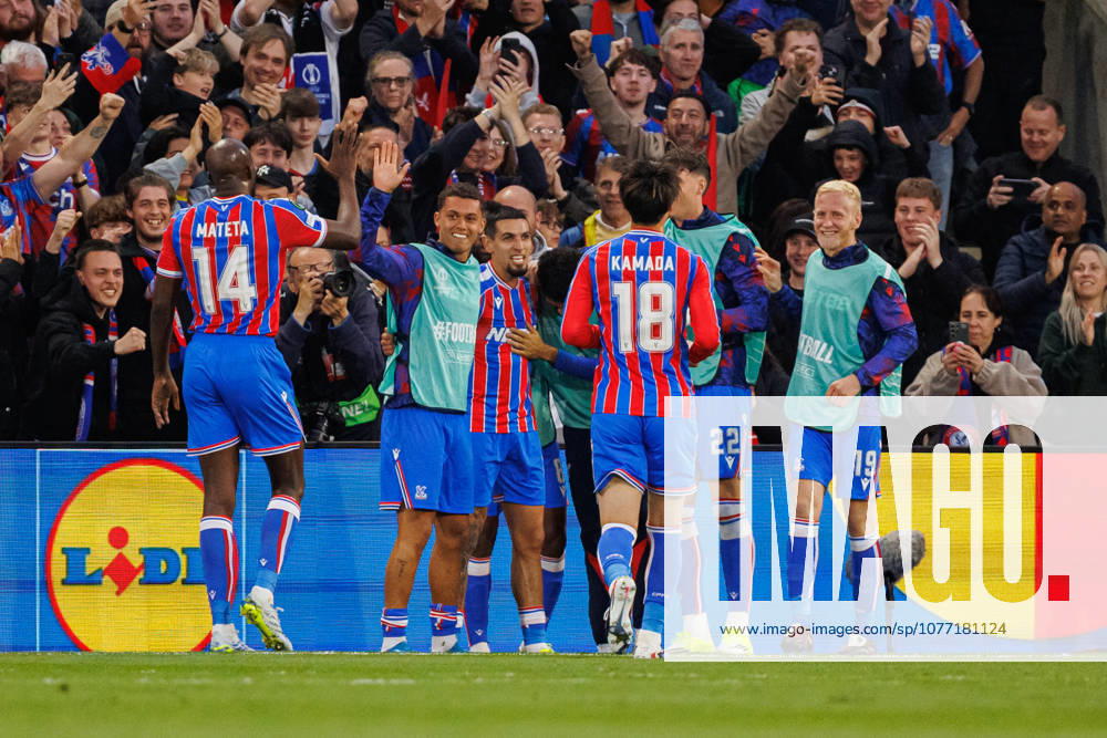 Players of Crystal Palace seen celebrating after goal during UEFA Conference League 25 26 Semi Final 2nd leg match between teams of Crystal Palace and Shakhtar Donetsk (Ernest Kolodziej Ball Raw Images) London Selhurst Park England