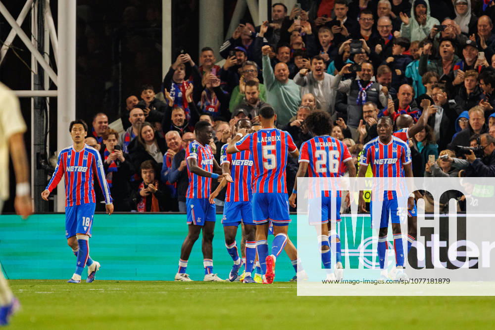 Players of Crystal Palace seen celebrating after goal during UEFA Conference League 25 26 Semi Final 2nd leg match between teams of Crystal Palace and Shakhtar Donetsk (Ernest Kolodziej Ball Raw Images) London Selhurst Park England
