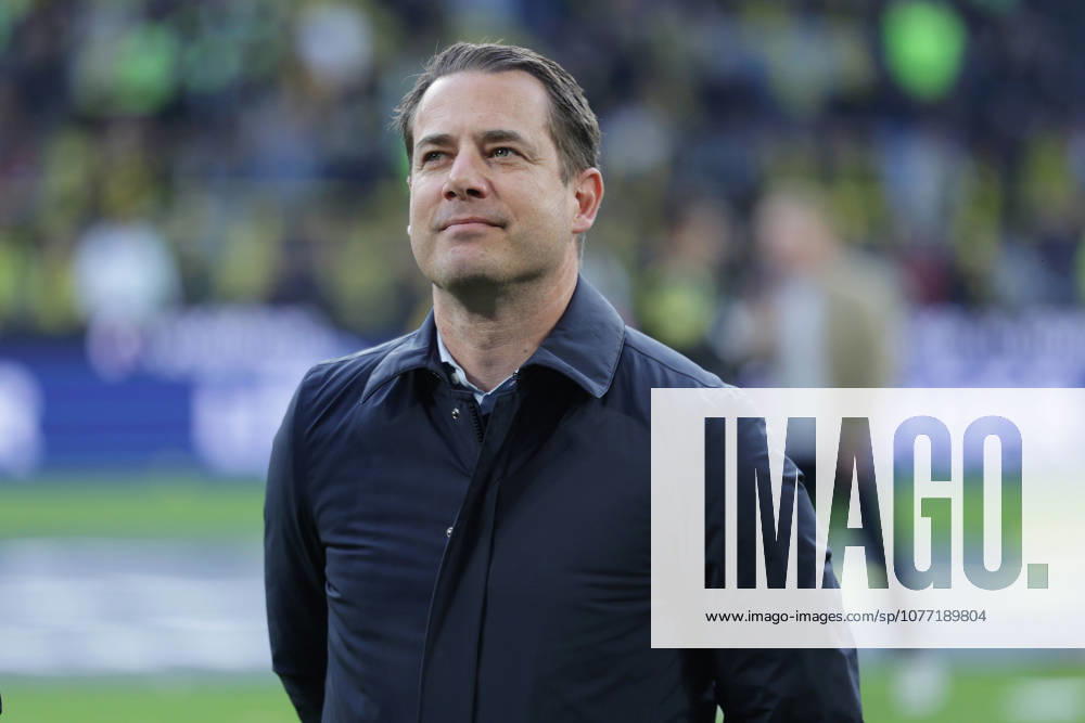 Soccer 1 Bundesliga 33 Matchday Borussia Dortmund Eintracht Frankfurt on 08 05 2026 at Signal Iduna Park in Dortmund Lars Ricken Managing Director Dortmund DFL regulations prohibit any use of photographs as image sequences and or quasi video