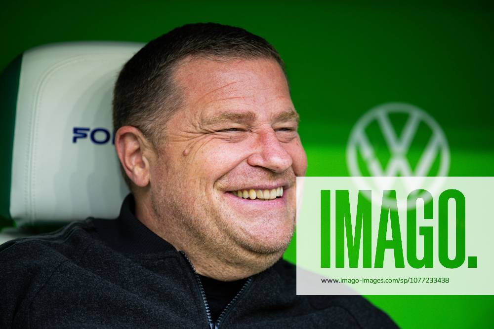 Soccer, 2025 2026, 1 Bundesliga, 33 Matchday, VfL Wolfsburg FC Bayern Munich Max Eberl Chief Sports Officer Munich DFL REGULATIONS PROHIBIT ANY USE OF PHOTOGRAPHS AS IMAGE SEQUENCES AND OR QUASI VIDEO