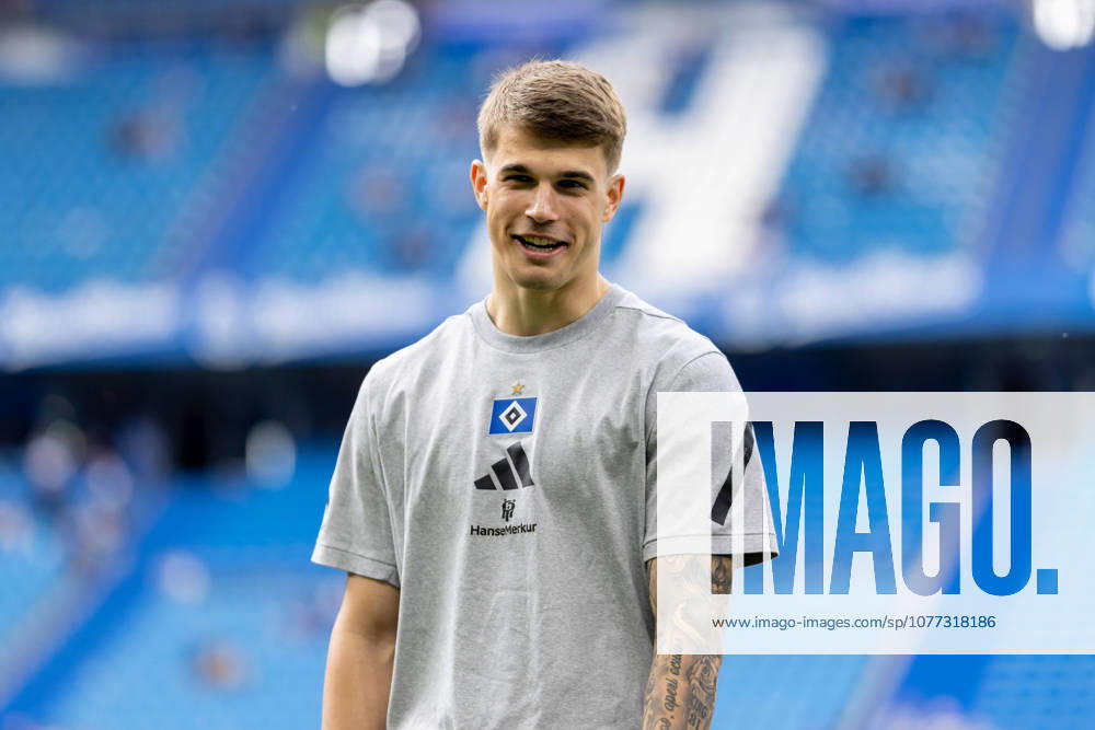 Football, 1 Bundesliga 2025 26, Hamburger SV SC Freiburg Luka Vuskovic Hamburger SV, 44 DFL REGULATIONS PROHIBIT ANY USE OF PHOTOGRAPHS AS IMAGE SEQUENCES AND OR QUASI VIDEO