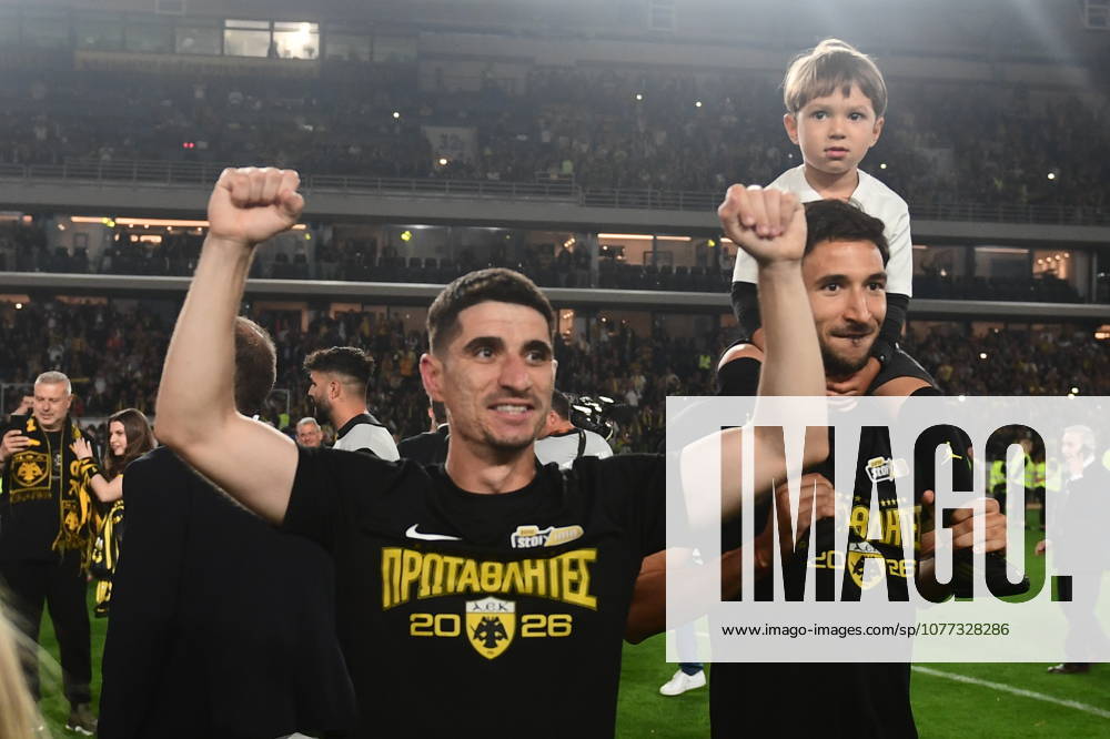 SuperLeague Greece Playoffs AEK FC vs Panathinaikos - Players of AEK FC celebrate the winning of the Championship right after the SuperLeague Play-Offs soccer match between AEK FC vs Panathinaikos that they won by 1-0 in Athens, Greece, 10 May 2026. IMAGO ONE INCH PRODUCTIONS PIRAEUS Greece