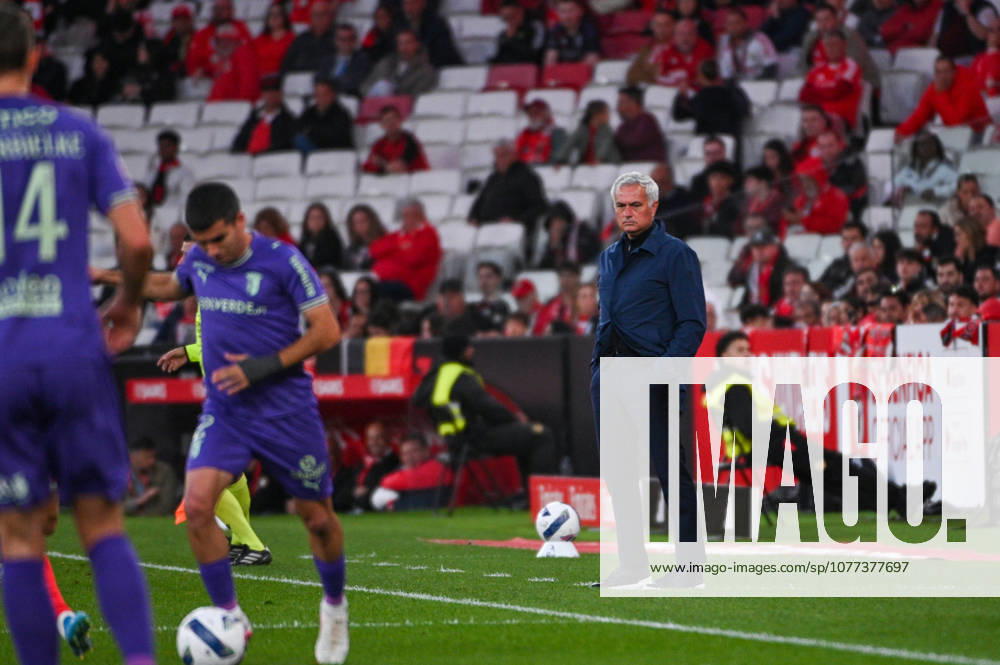 JOSE MOURINHO coach of SL Benfica during the Portuguese Primeira Liga match at the Estadio da Luz in Lisbon, Portugal, on May 11, 2026. Lisbon Portugal - ZUMAr238 20260511_zip_r238_008