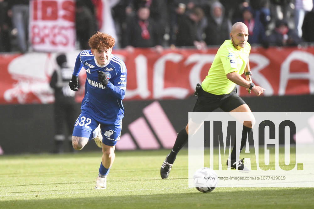 Stade Brestois 29 v RC Strasbourg Alsace - Ligue 1 McDonald s 2025 2026 32 Valentin BARCO (rcsa) during the Ligue 1 McDonald s match between Brest and Strasbourg at Stade Francis Le Ble on May 13, 2026 in Brest, France. Brest France