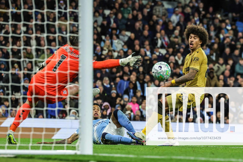 Premier League: Manchester City v Crystal Palace Savino of Manchester City scores to make it 3-0 during the Premier League match Manchester City vs Crystal Palace at Etihad Stadium, Manchester, United Kingdom on 13 May 2026 (Photo by Mark Cosgrove News Images) Manchester Etihad Stadium Greater Manchester United, ManU Kingdom