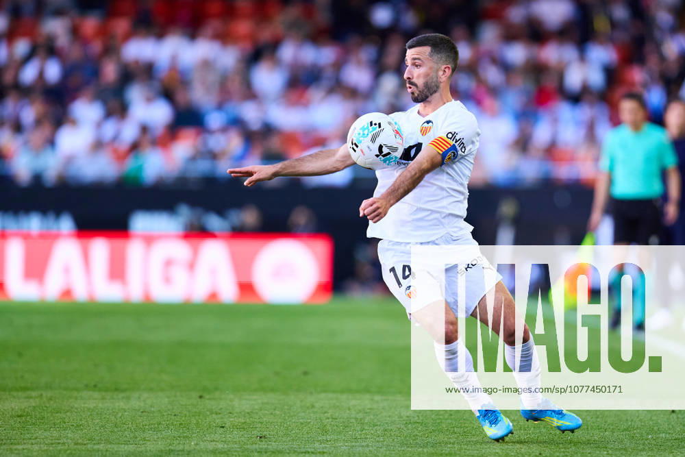 Valencia CF v Rayo Vallecano - LaLiga EA Sports VALENCIA, SPAIN - MAY 14: Jose Gaya of Valencia CF in action during to the LaLiga EA Sports match between Valencia CF and Rayo Vallecano at Estadio Mestalla on May 14, 2026 in Valencia, Spain. (Photo by Jose Torres Photo Players Images Magara Press) Valencia Estadio Mestalla Spain