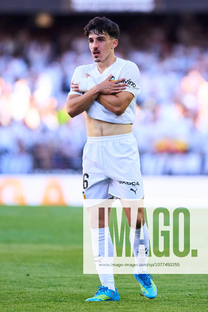 Valencia CF v Rayo Vallecano - LaLiga EA Sports VALENCIA, SPAIN - MAY 14: Jose Luis Garcia Pepelu of Valencia CF celebrates after scoring his team s first goal during to the LaLiga EA Sports match between Valencia CF and Rayo Vallecano at Estadio Mestalla on May 14, 2026 in Valencia, Spain. (Photo by Jose Torres Photo Players Images Magara Press) Valencia Estadio Mestalla Spain