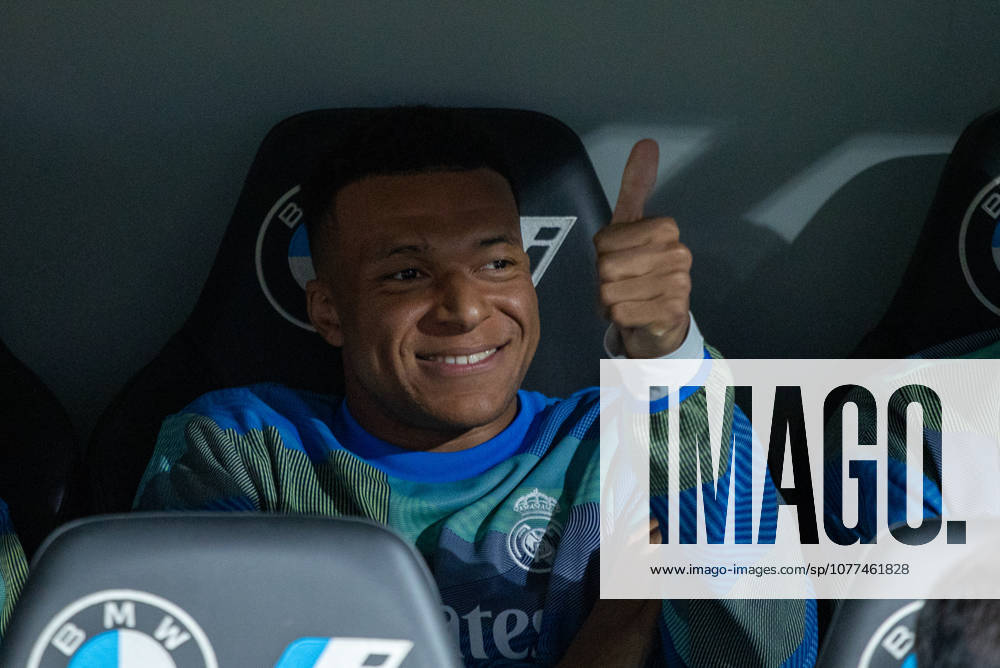 Kylian Mbappà of Real Madrid seen on the bench Substitutes during the EA SPORTS La Liga 2025-2026 match between Real Madrid and Real Oviedo, played at the Santiago Bernabà u Stadium. Final score: Real Madrid 2 - Real Oviedo 0 Madrid Spain - ZUMAs197 20260514_aaa_s197_493