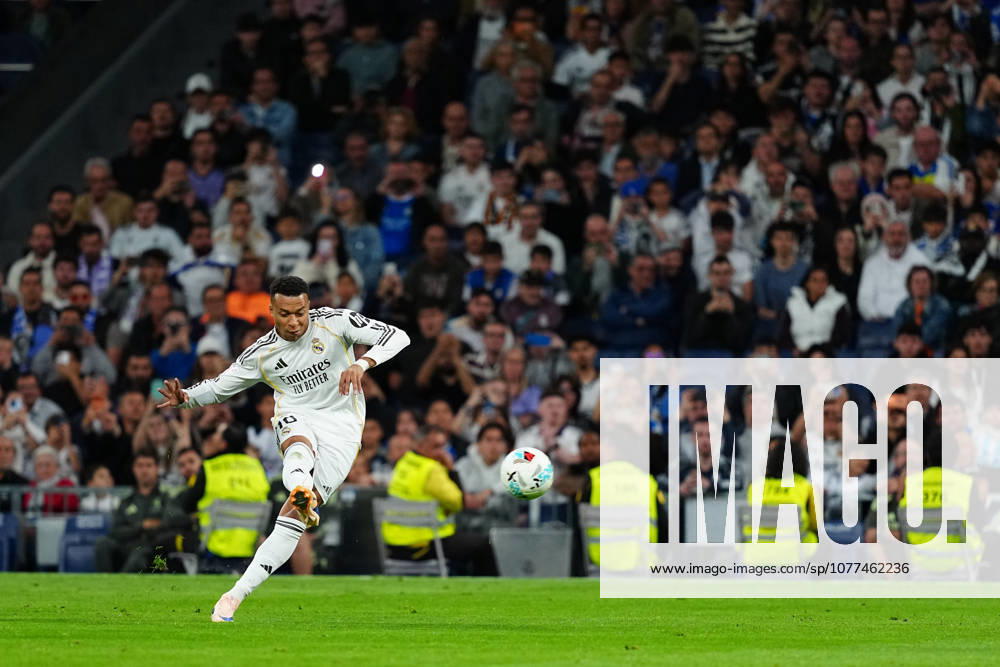 Kylian Mbappà of Real Madrid CF is seen in action during the LaLiga EA Sports match between Real Madrid CF and Real Oviedo at the Santiago Bernabà u. Final Score: Real Madrid 2-0 Real Oviedo Madrid Spain - ZUMAs197 20260515_aaa_s197_010