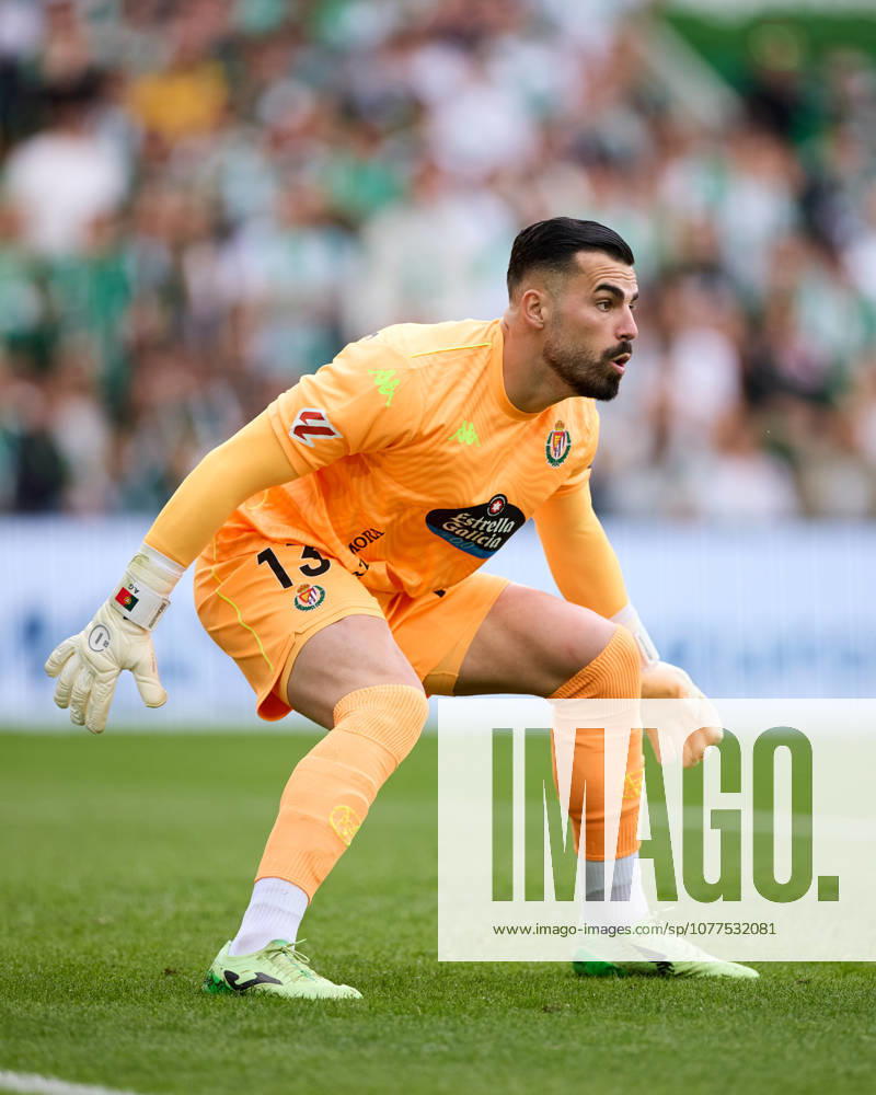 Racing Santander v Real Valladolid - LaLiga Hypermotion Guilherme Fernandes of Real Valladolid CF looks on during the LaLiga Hypermotion match between Racing Santander and Real Valladolid at Campos de de El Sardinero on May 16, 2026, in Santander, Spain. Santander Campos de Sport de El Sardinero Santander Spain RL_RCGSvRVALL_000034
