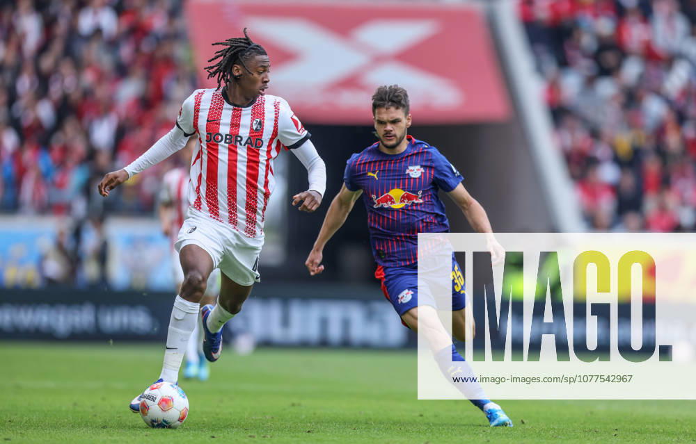 GER, Freiburg, SC Freiburg vs RB Leipzig, Bundesliga, Football, DFB, Season 2025 2026, Europa Park Stadion, 34 Matchday in picture f l Johan Manzambi SC Freiburg 44 , Max Finkgräfe RB Leipzig 35 DFB DFL REGULATIONS PROHIBIT ANY USE OF PHOTOGRAPHS AS IMAGE SEQUENCES AND OR QUASI VIDEO