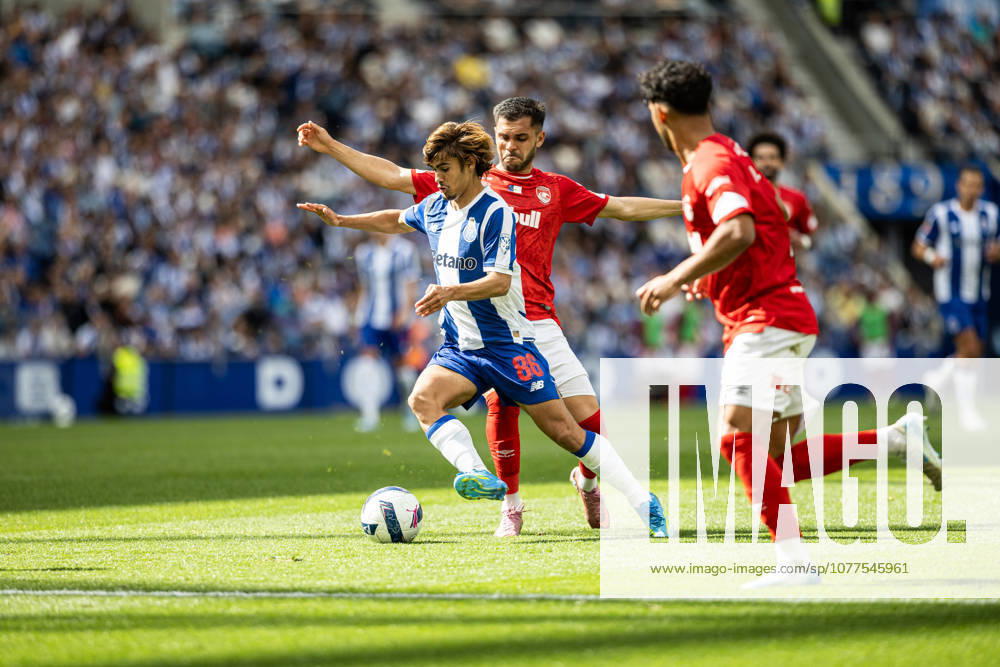RODRIGO MORA of FC Porto seen in action during the Liga Portugal Betclic 25 26 match between FC Porto and Santa Clara at Estadio do Dragao on May 16 2026, in Porto, Portugal. Porto Portugal - ZUMAa269 20260516_zsp_a269_062