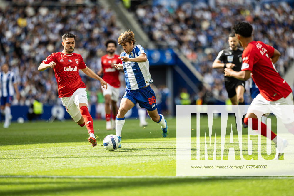 RODRIGO MORA of FC Porto seen in action during the Liga Portugal Betclic 25 26 match between FC Porto and Santa Clara at Estadio do Dragao on May 16 2026, in Porto, Portugal. Porto Portugal - ZUMAa269 20260516_zsp_a269_075