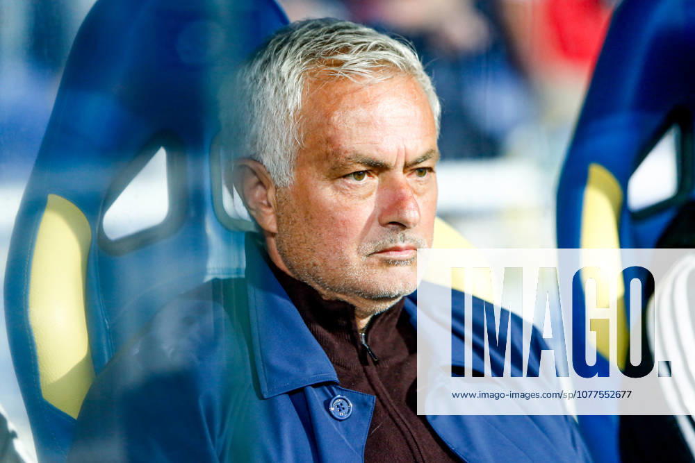 GD Estoril Praia v SL Benfica - Primeira Liga Jose Mourinho, head coach of SL Benfica, during the Primeira Liga match between GD Estoril Praia and SL Benfica at Estadio Antonio Coimbra da Mota in Estoril, Portugal, on May 16, 2026. lisbon Portugal