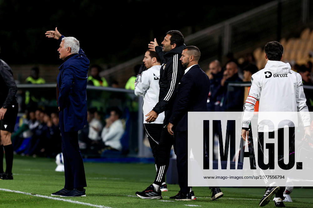 GD Estoril Praia v SL Benfica - Primeira Liga Jose Mourinho, head coach of SL Benfica, reacts during the Primeira Liga match between GD Estoril Praia and SL Benfica at Estadio Antonio Coimbra da Mota in Estoril, Portugal, on May 16, 2026. Lisbon Estoril Portugal