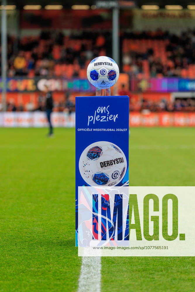 2026-05-17 FC Volendam v SC Telstar - Dutch Eredivisie VOLENDAM, NETHERLANDS - MAY 17: The matchball during the Dutch Eredivisie match between FC Volendam and SC Telstar at Kras Stadion on May 17, 2026 in Volendam, Netherlands. Volendam Kras Stadion Netherlands Content not available for redistribution in The Netherlands directly or indirectly through any third parties.