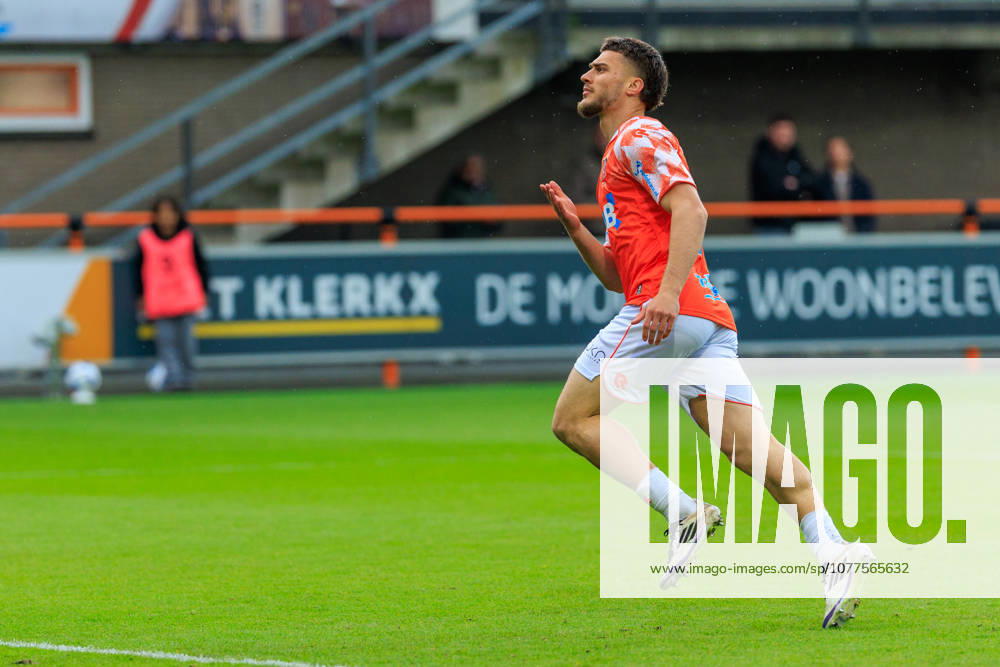 2026-05-17 FC Volendam v SC Telstar - Dutch Eredivisie VOLENDAM, NETHERLANDS - MAY 17: Anthony Descotte of FC Volendam during the Dutch Eredivisie match between FC Volendam and SC Telstar at Kras Stadion on May 17, 2026 in Volendam, Netherlands. Volendam Kras Stadion Netherlands Content not available for redistribution in The Netherlands directly or indirectly through any third parties.