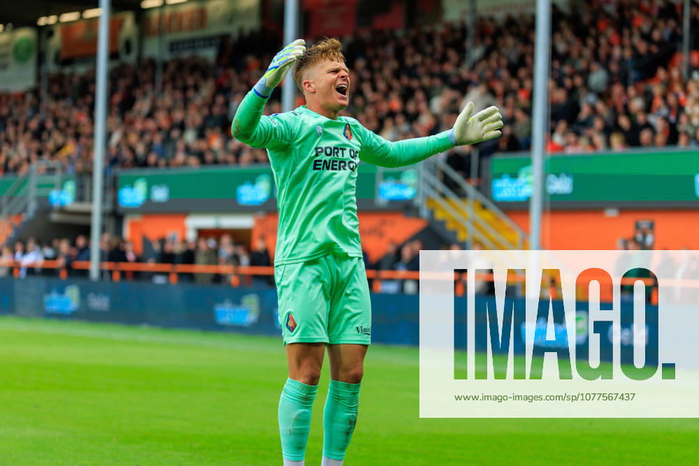 2026-05-17 FC Volendam v SC Telstar - Dutch Eredivisie VOLENDAM, NETHERLANDS - MAY 17: Goalkeeper Ronald Koeman Jr. of Telstar during the Dutch Eredivisie match between FC Volendam and SC Telstar at Kras Stadion on May 17, 2026 in Volendam, Netherlands. Volendam Kras Stadion Netherlands Content not available for redistribution in The Netherlands directly or indirectly through any third parties.