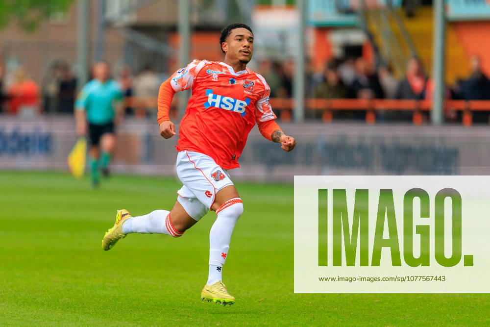 2026-05-17 FC Volendam v SC Telstar - Dutch Eredivisie VOLENDAM, NETHERLANDS - MAY 17: Benjamin Pauwels of FC Volendam during the Dutch Eredivisie match between FC Volendam and SC Telstar at Kras Stadion on May 17, 2026 in Volendam, Netherlands. Volendam Kras Stadion Netherlands Content not available for redistribution in The Netherlands directly or indirectly through any third parties.