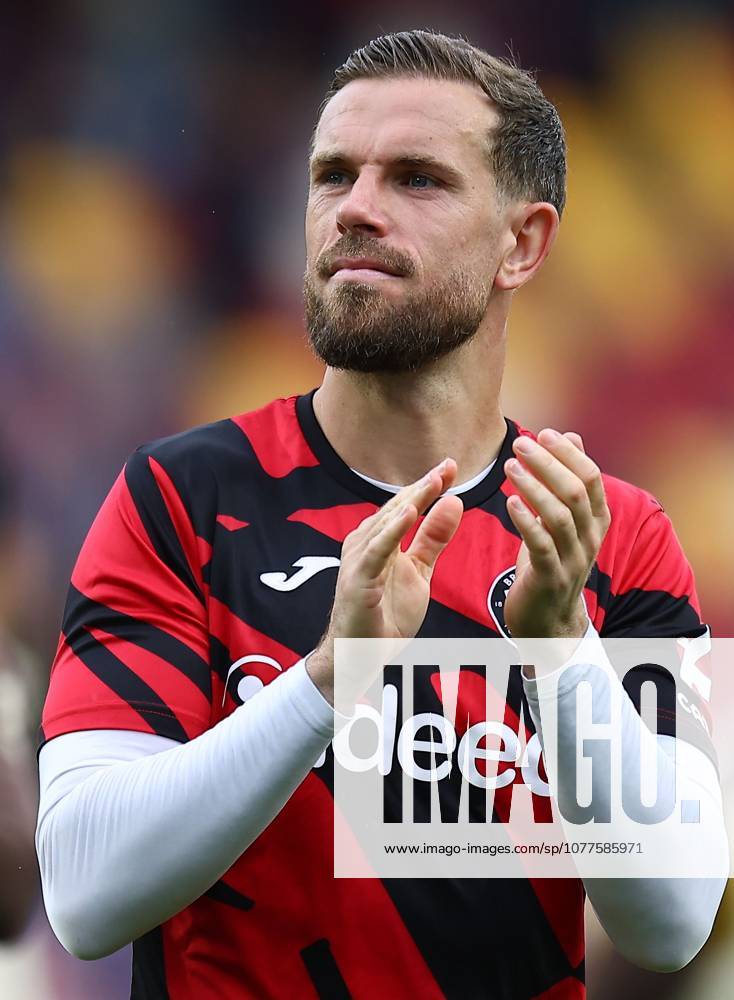Jordan Henderson of Brentford applauds the fans after the match Brentford v Crystal Palace, Premier League, Football, Gtech Community Stadium, London, UK - 17 May 2026London Gtech Community Stadium United Kingdom