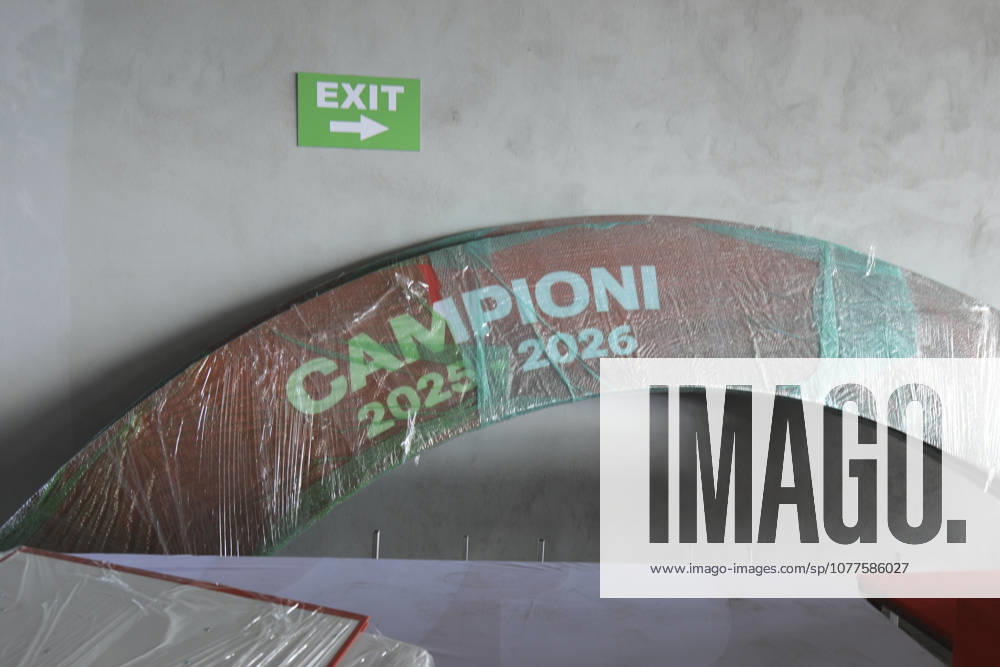 Craiova, Romania, Superliga Season 2025-2026, Play-Off, Stage 9, Universitatea Craiova vs FC Universitatea Cluj, Ion Oblemenco stadium, Craiova, Romania Champions setup