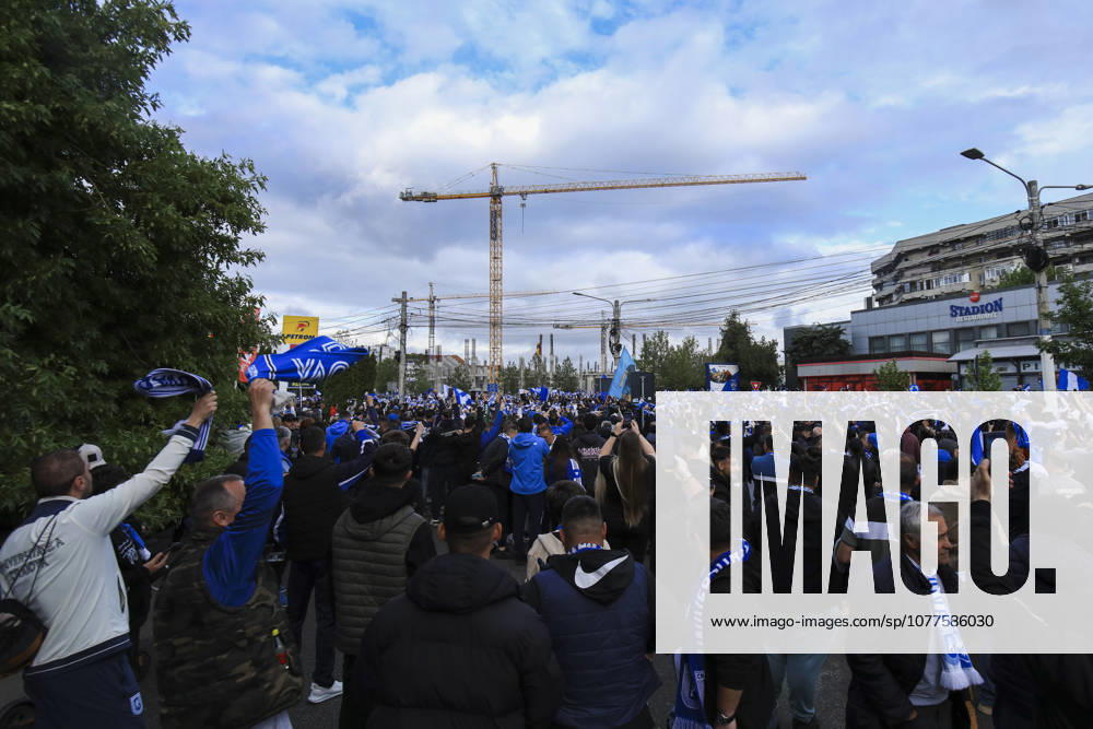Craiova, Romania, Superliga Season 2025-2026, Play-Off, Stage 9, Universitatea Craiova vs FC Universitatea Cluj, Ion Oblemenco stadium, Craiova, Romania Supporters crowd at the satadium entrance