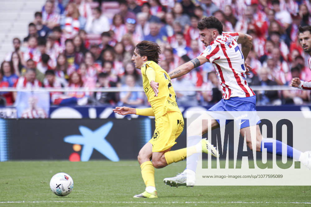 Atletico de Madrid vs Girona, on the 37th matchday of the 2025 26 Spanish First Division May 17, 2026, Madrid, Spain Bryan Gil is defended by Matteo Ruggeri during the Spanish championship LaLiga football match between Atletico de Madrid and Girona CF on 17 May 2026 at Estadio Santiago Bernabeu in Madrid, Spain Madrid, Spain Madrid Madrid Madrid Madrid Spain
