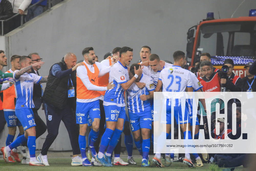 Craiova, Romania, Superliga Season 2025-2026, Play-Off, Stage 9, Universitatea Craiova vs FC Universitatea Cluj, Ion Oblemenco stadium, Craiova, Romania Universitatea Craiova players celebrates with fans
