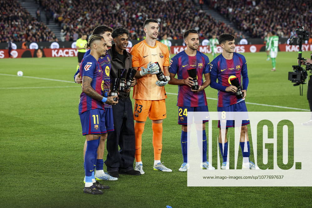 Raphina FC Barcelona Pau Cubarsi FC Barcelona Lamine Yamal FC Barcelona Joan Garcia FC Barcelona Eric Garcia FC Barcelona Pedri FC Barcelona players of La Liga during the LaLiga EA Sports match between FC Barcelona and Real Betis at Estadi Olimpic Lluis Companys on May 17, 2026 in Barcelona, Spain Photo by Xavi Bonilla DeFodi Images