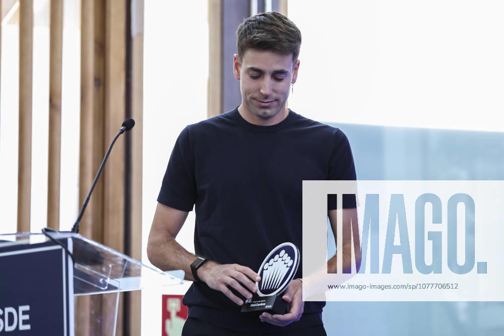 Oriol Carmona, Olympic skier, receives the Sports Achievement Award during the 2026 ISC Awards Ceremony, which took place.during the ISDE Sports Convention at the Official College of Architects of Madrid on May 21, 2026, in Madrid, Spain. ISDE Sports Convention - ISC Awards Ceremony - ZUMAa181 20260521_zaa_a181_039