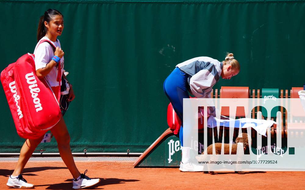 Anastasia Potapova arrives for practice with Emma Raducanu with her toy poodle Baby French Open Tennis, Friday Previews, Qualifying and Practice, Tennis, Roland Garros, Paris, France - 22 May 2026Paris Roland Garros France