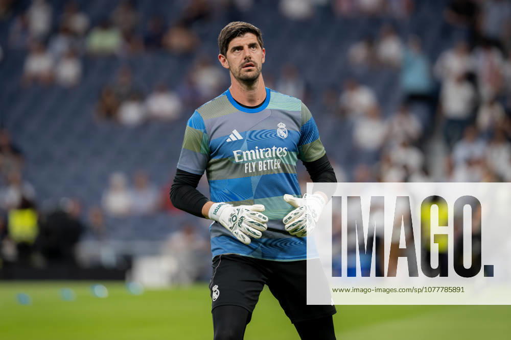 Thibaut Courtois warming up during the Spanish LaLiga match, between Real Madrid an Athletic Club played at Santiago Bernabeu Stadium on May 23, 2026 in Madrid Spain Madrid Spain ESP Real Madrid v Athletic Club Spanish LaLiga
