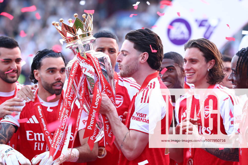 London, England, 24th May 2026. Declan Rice of Arsenal celebrates with the trophy after the Crystal Palace vs Arsenal Premier League match at Selhurst Park, London. Picture credit should read: Paul Terry Sportimage . SPI_094_PT_Palace_Arsenal SPI-4818-0095