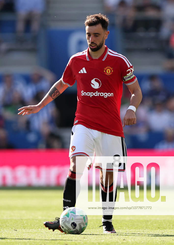 Brighton and Hove, England, 24th May 2026. Bruno Fernandes of Manchester United, ManU during the Brighton and Hove Albion vs Manchester United Premier League match at the AMEX Stadium, Brighton and Hove. Picture credit should read: David Klein Sportimage . SPI_069_DK_Brighton_Man_Utd SPI-4826-0069