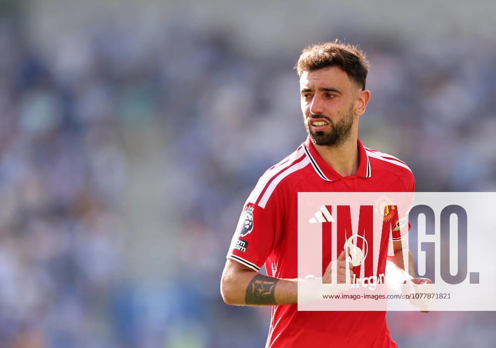 Brighton and Hove, England, 24th May 2026. Bruno Fernandes of Manchester United, ManU during the Brighton and Hove Albion vs Manchester United Premier League match at the AMEX Stadium, Brighton and Hove. Picture credit should read: David Klein Sportimage . SPI_080_DK_Brighton_Man_Utd SPI-4826-0080