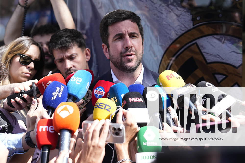 Enrique Riquelme attends the Media during the opening of his new campaign headquarters for his candidacy for the presidency of Real Madrid next to Bernabeu stadium on May 25, 2026, in Madrid, Spain. Madrid Spain - ZUMAa181 20260525_zaa_a181_003