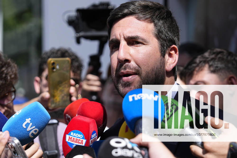 Enrique Riquelme attends the Media during the opening of his new campaign headquarters for his candidacy for the presidency of Real Madrid next to Bernabeu stadium on May 25, 2026, in Madrid, Spain. Madrid Spain - ZUMAa181 20260525_zaa_a181_010