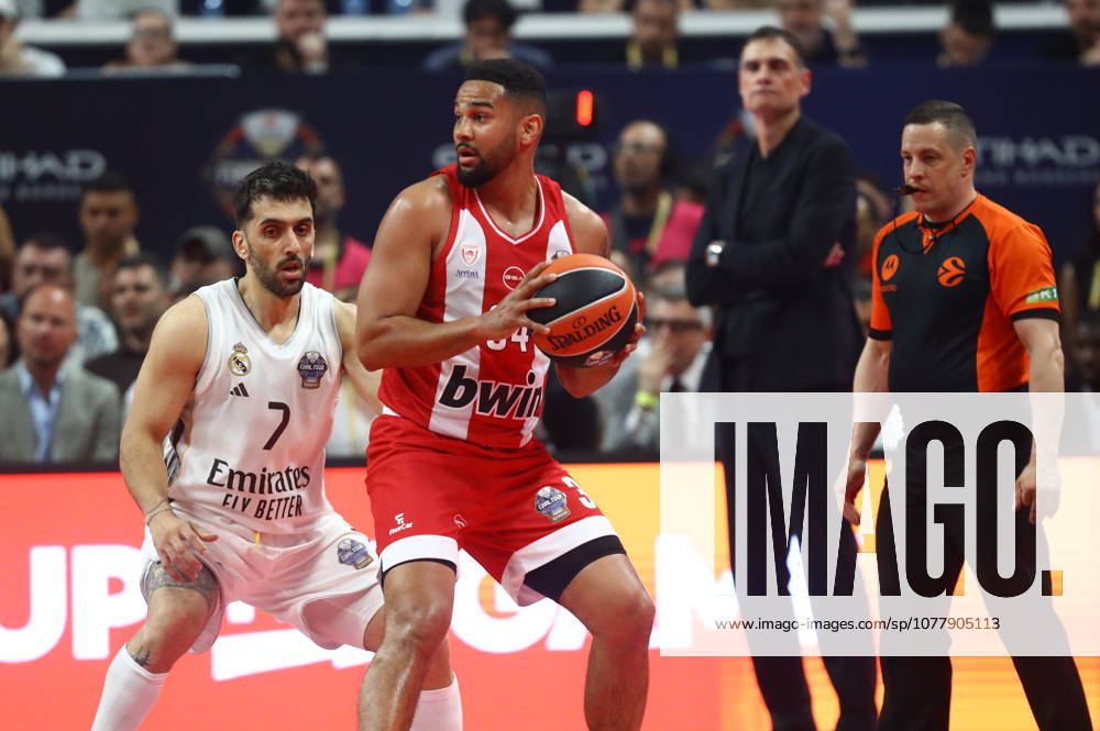 EuroLeague Basketball Final 4 - Champions Game, Olympiacos Piraeus vs Real Madrid - Cory Joseph, 34 of Olympiacos Piraeus in action against Facundo Campazzo, 7 of Real Madrid during the 2026 EuroLeague Championship Game Olympiacos Piraeus vs Real Madrid at Telekom Center Athens on May 24, 2026 in Athens, Greece. ATHENS Greece