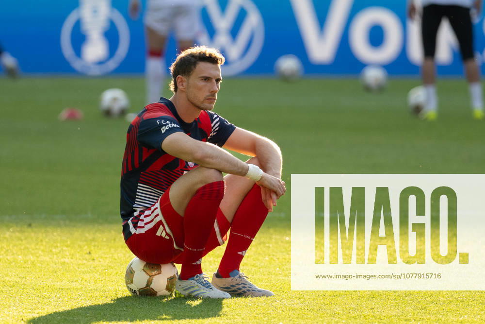 Leon Goretzka FC Bayern Muenchen, 08 sitting on the football GER, FC Bayern Muenchen vs VfB Stuttgart, Football, Men, DFB Pokal, Final, Season 2025 2026, 23 05 2026, DFL DFB REGULATES PROHIBIT ANY USE OF PHOTOGRAPHS AS IMAGE SEQUENCES AND OR QUASI VIDEO, GER, FC Bayern Muenchen vs VfB Stuttgart, Football, Men, DFB Cup, Final, Season 2025 2026, 23 05 2026 Berlin