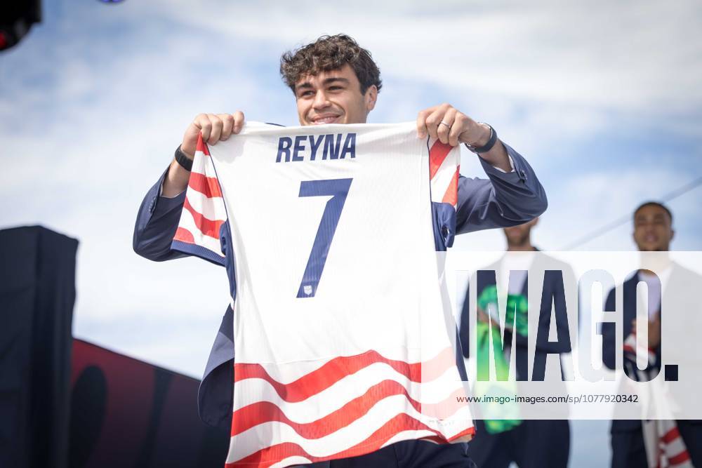 Giovanni Reyna player of the United States national team, Nationalteam during an event to announce the squad for the 2026 World Cup at Pier 17 in New York, United States, on Tuesday, May 26. New York United States - ZUMAv122 20260526_aap_v122_078