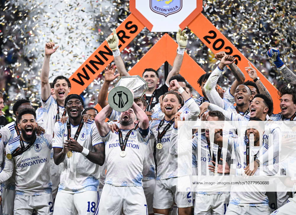 FOOTBALL EUROPA LEAGUE SEASON 2025 2026 Final in Istanbul 21 05 2026 SC Freiburg Aston Villa CHEERS Winner Aston Villa at the award ceremony John McGinn center with trophy