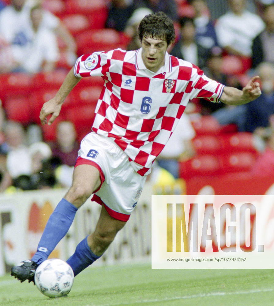 Football, Uefa EURO 1996 England , Quarterfinal, Germany Croatia 2 1 Croatias Slaven Bilic Photo BILDBYRAN M023 12 960623tyskro m023 12 quarterfinal germany croatia quarterfinal germany v croatia 960623 dia bbeng em em96 em 96 em 1996 em1996 football soccer euro uefa euro 1996 euro1996 euro96 european championships european championships old trafford manchester june 23 1996