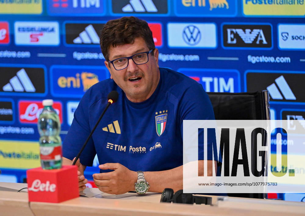 Foto IPP lisa guglielmi Coverciano - Firenze 29-05-2026 Raduno della Nazionale di Calcio dell Italia nella foto Silvio Baldini (allenatore Italia) italy photo press world copyright italy ITALY